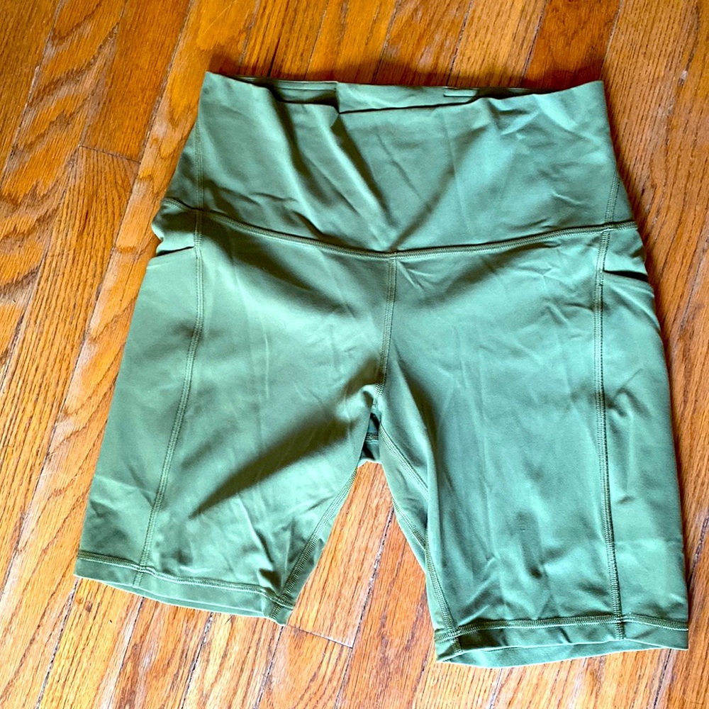 Lululemon align bike shorts